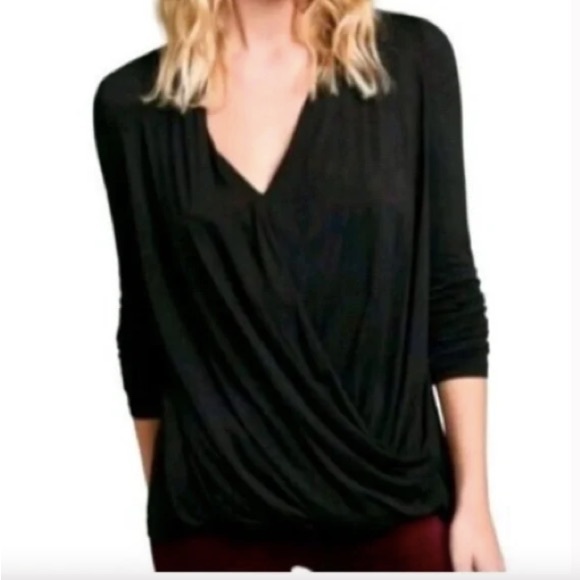 Anthropologie Akemi + Kin Crossover Top - Picture 1 of 8